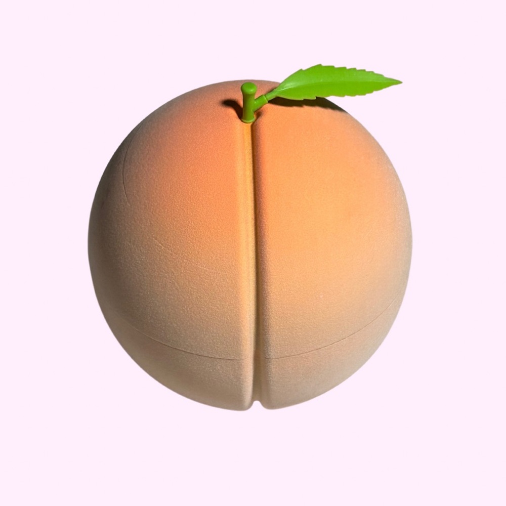 Drunk Elephant Velvet Peach 🍑 Limited Edition Case